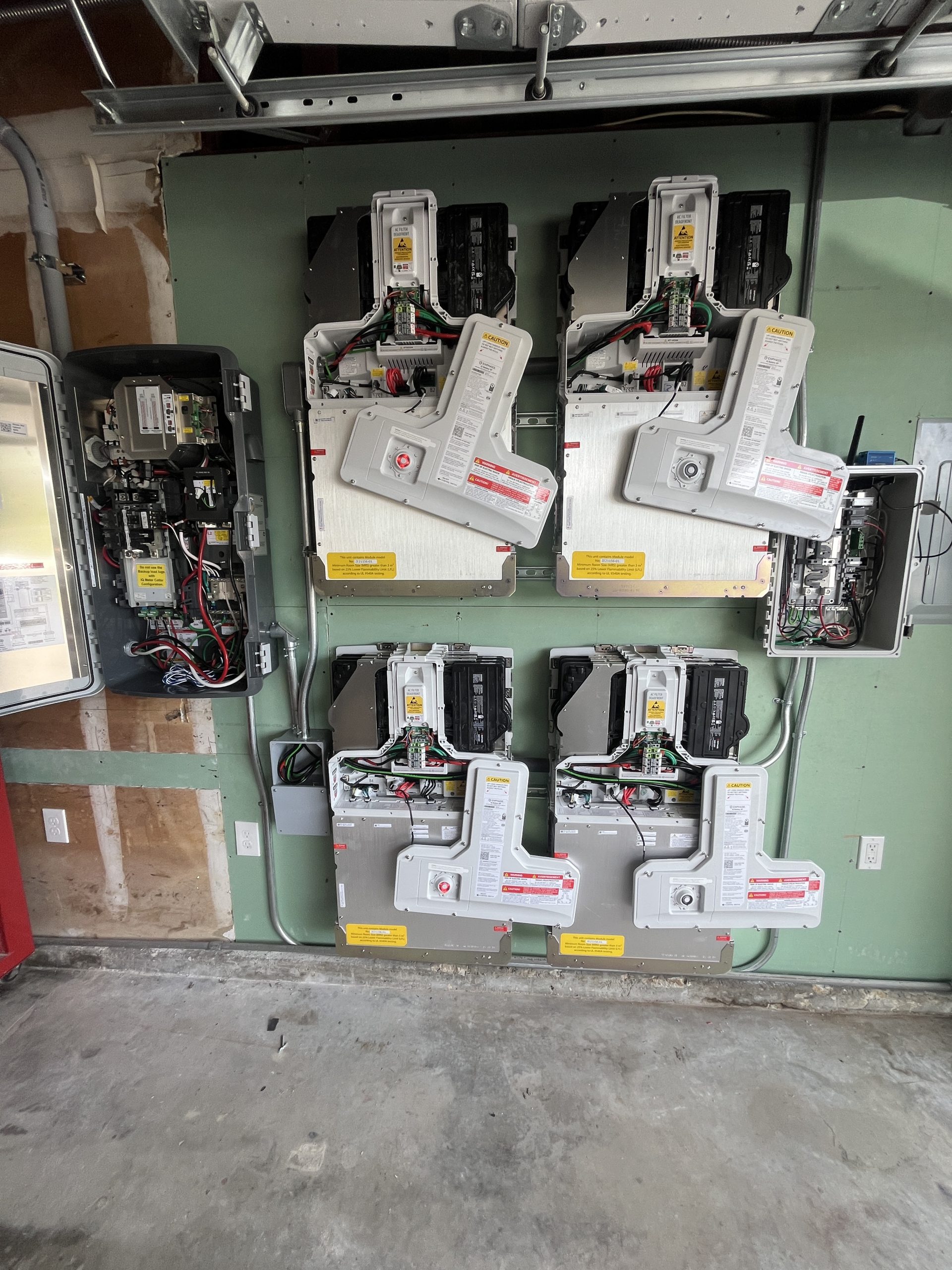 (4) Enphase 5P Batt Install